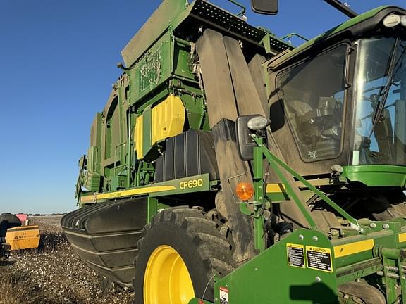 Image of John Deere CP690 Primary image