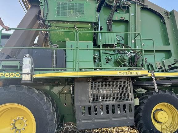 Image of John Deere CP690 equipment image 4