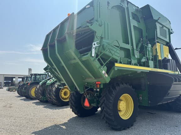 Image of John Deere CP690 equipment image 2