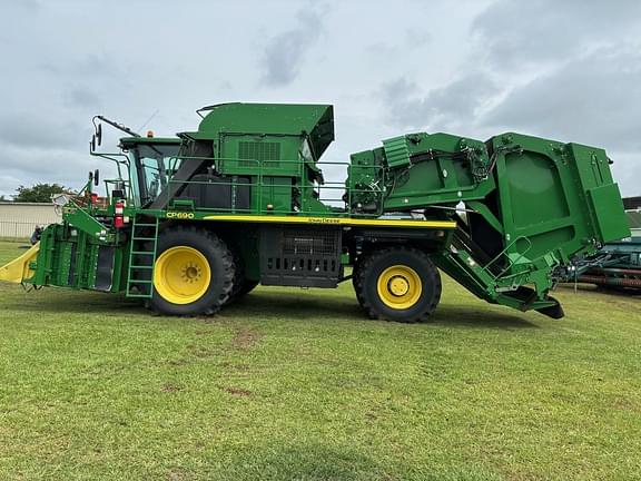 Image of John Deere CP690 equipment image 4