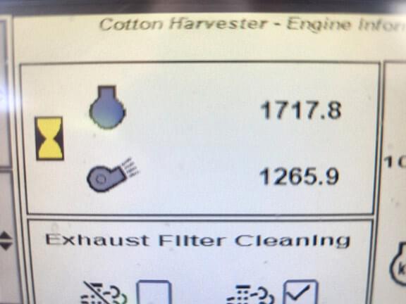 Image of John Deere CP690 equipment image 1