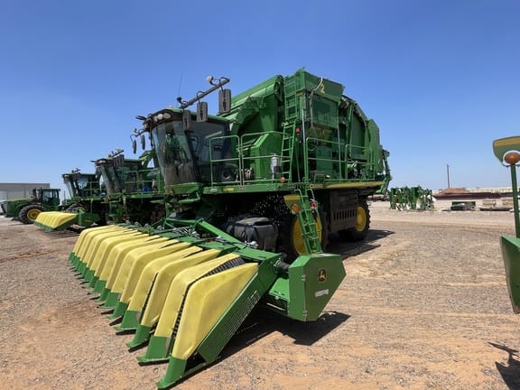 Main image John Deere CS690