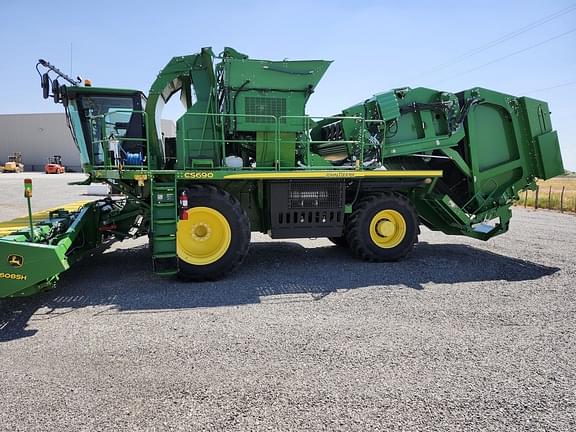 Image of John Deere CS690 equipment image 1