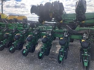 Main image John Deere DB120 12