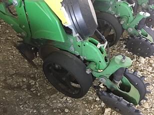 Main image John Deere DB120 22