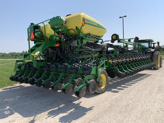 Image of John Deere DB60 equipment image 3