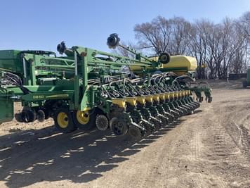 Main image John Deere DB60