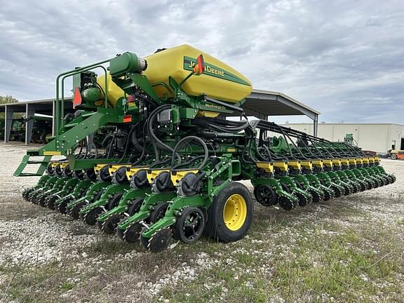 Image of John Deere DB60 equipment image 4