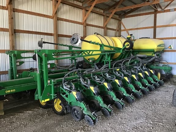 Image of John Deere DB60 equipment image 2
