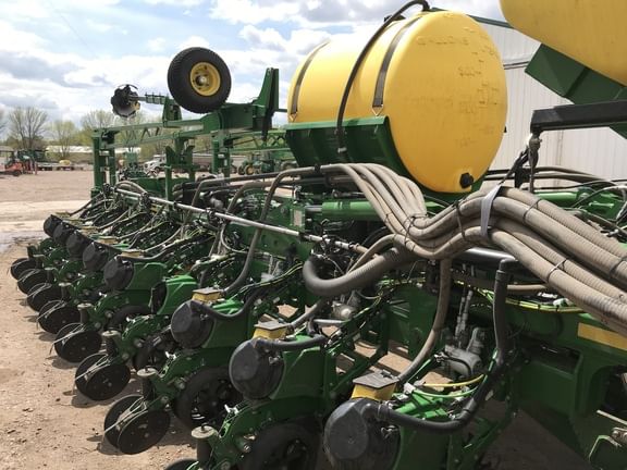 2020 John Deere DB60 Image