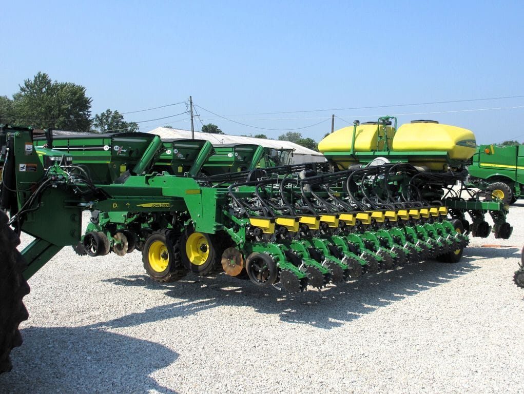2020 John Deere DB60 Equipment Image0