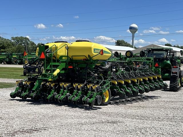 Image of John Deere DB60 equipment image 3