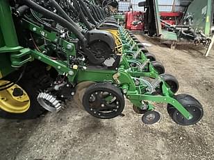 Main image John Deere DB60 22