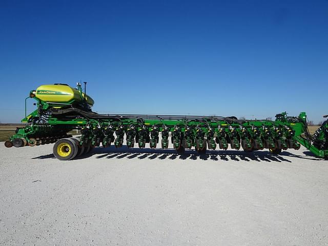 Image of John Deere DB80 equipment image 3