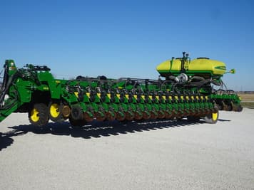 Main image John Deere DB80