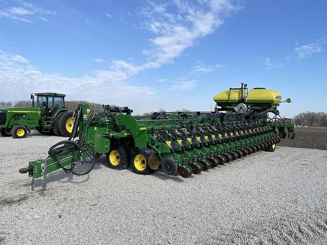 Image of John Deere DB80 equipment image 2