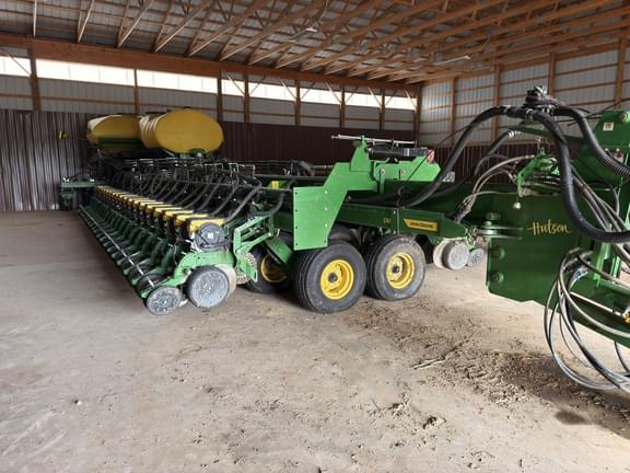 Image of John Deere DB83 Primary image