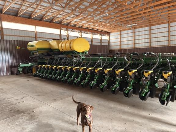 Image of John Deere DB83 equipment image 3