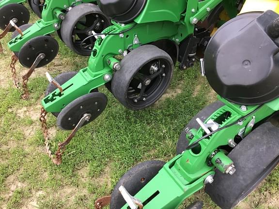 Image of John Deere DB90 equipment image 4