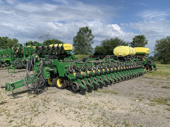 2020 John Deere DB90 Equipment Image0