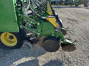 Main image John Deere DB90 11