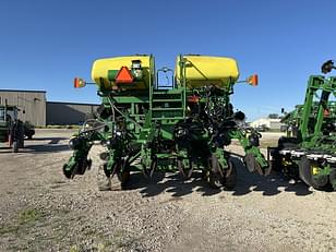 Main image John Deere DB90 7