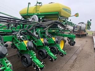 Main image John Deere DB90 7