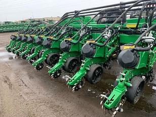 Main image John Deere DB90 8