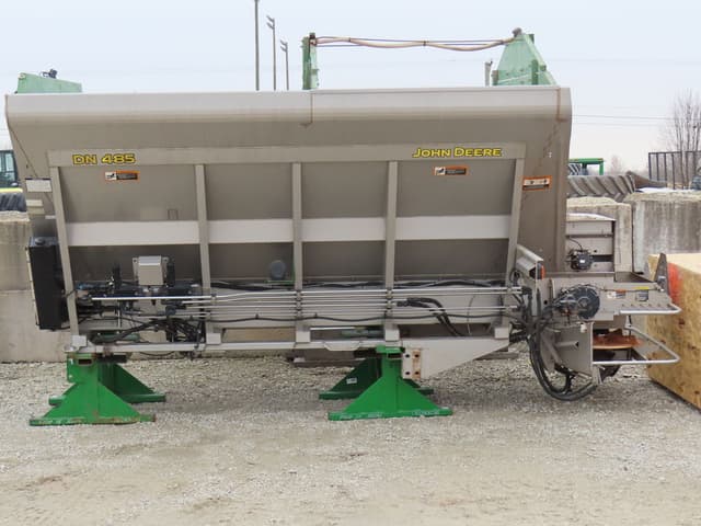 Image of John Deere DN485 equipment image 1