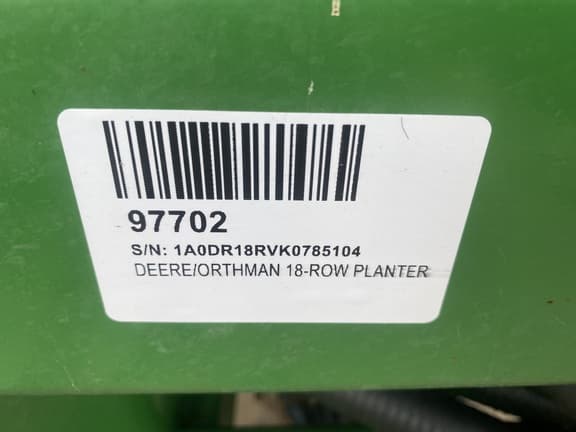 Image of John Deere DR18 equipment image 1