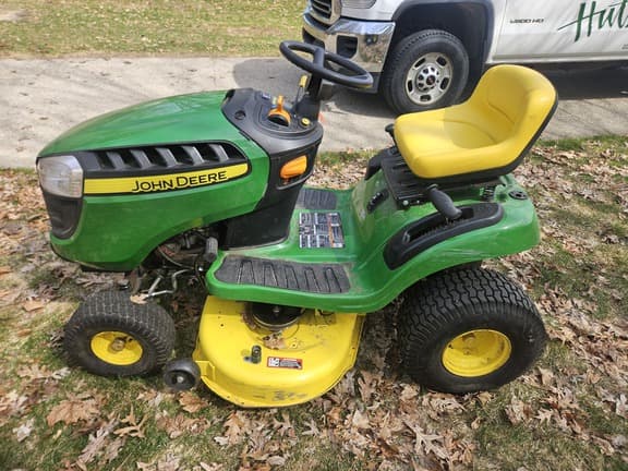 Image of John Deere E100 equipment image 2
