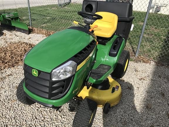 E110 john outlet deere lawn tractor