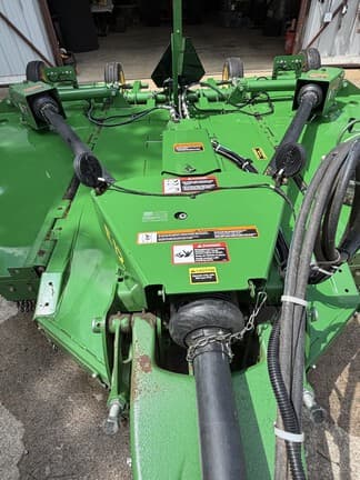 Image of John Deere E12 equipment image 3