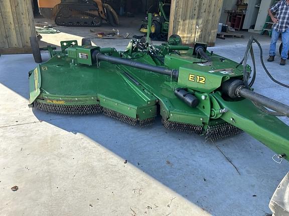 Image of John Deere E12 equipment image 3