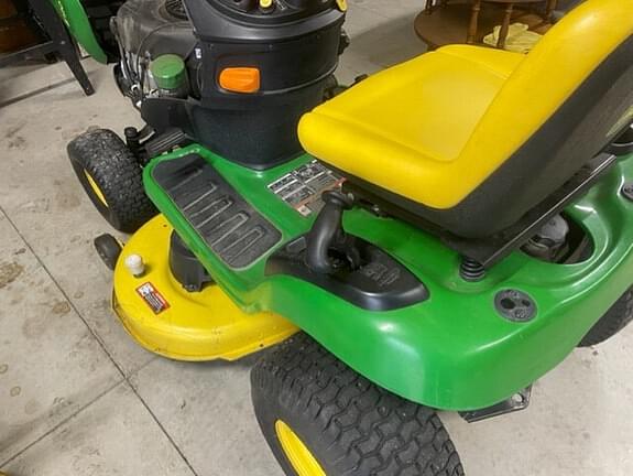 Image of John Deere E120 Primary image