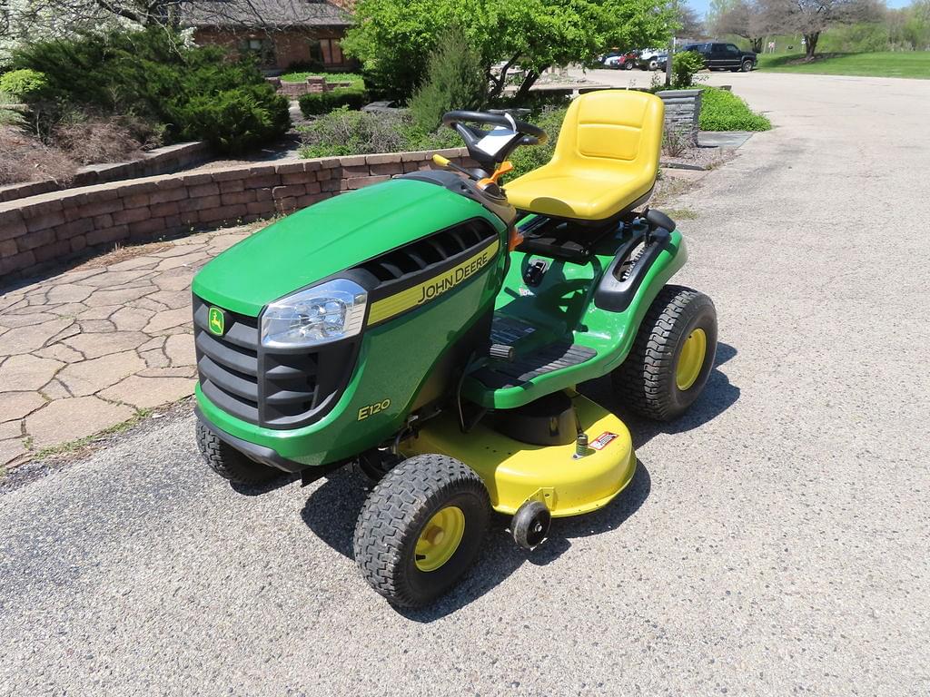 Image of John Deere E120 Primary image