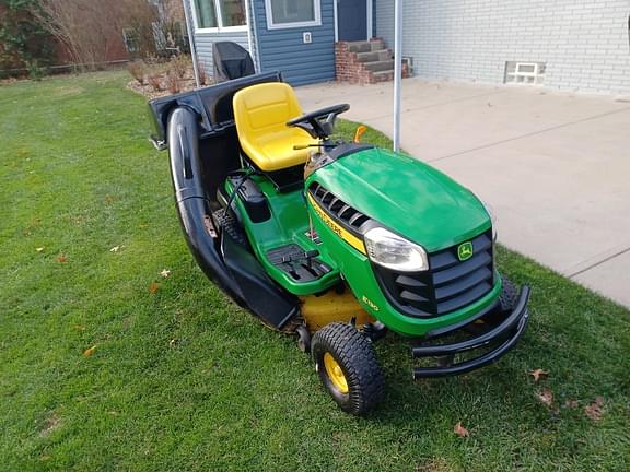 Image of John Deere E130 equipment image 2