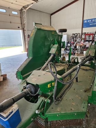 Image of John Deere E15 equipment image 4