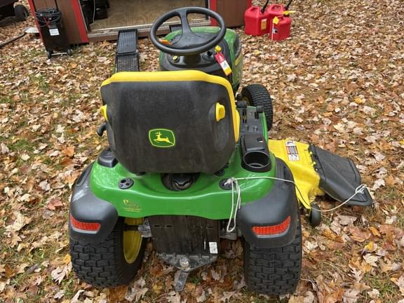 Image of John Deere E180 equipment image 4