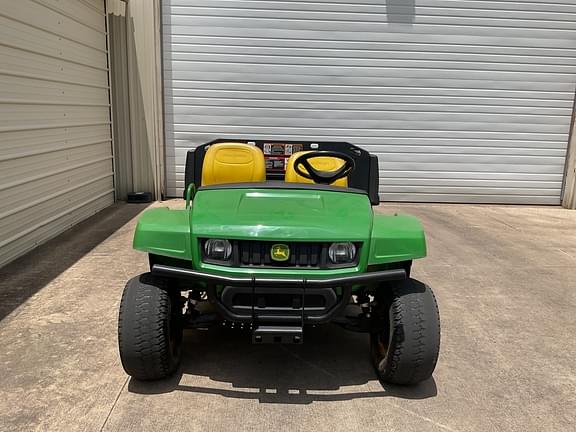 Image of John Deere Gator TE 4x2 equipment image 2