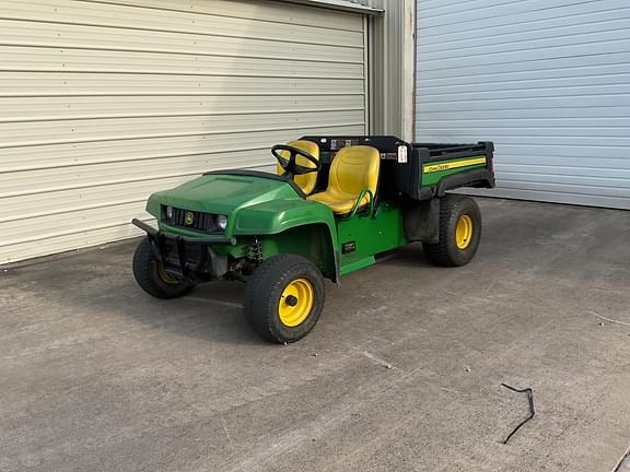 Image of John Deere Gator TE 4x2 equipment image 1
