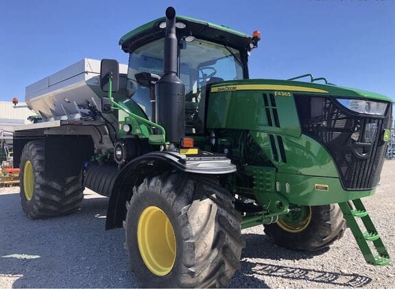 Main image John Deere F4365