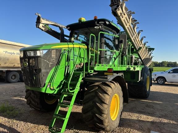 Image of John Deere F4365 equipment image 1