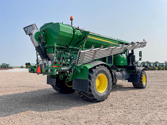 Image of John Deere F4365 equipment image 4