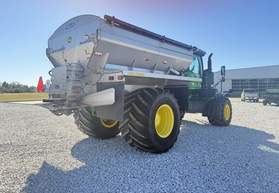 Image of John Deere F4365 equipment image 4