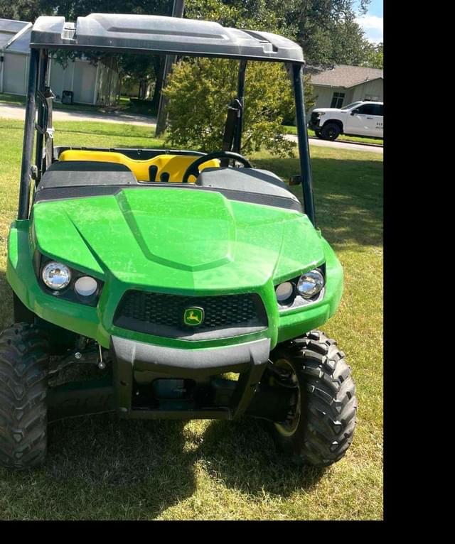 Image of John Deere XUV 560E equipment image 1