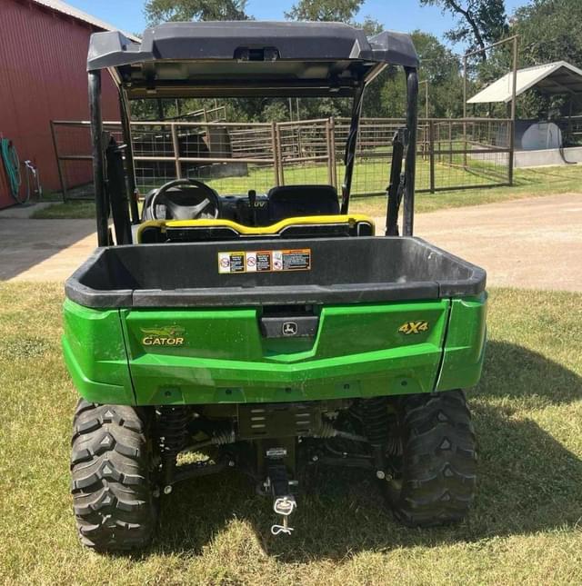 Image of John Deere XUV 560E equipment image 3