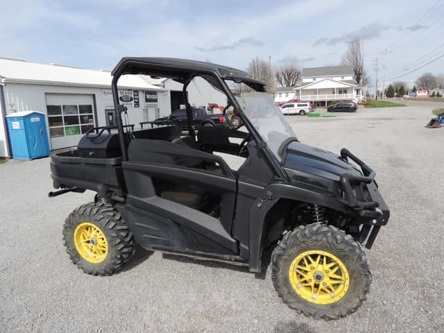 Image of John Deere Gator XUV 590M equipment image 2