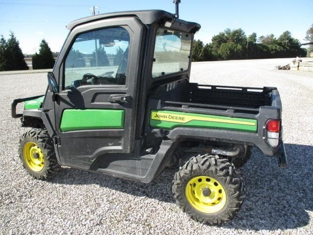 Image of John Deere Gator XUV 835M equipment image 4