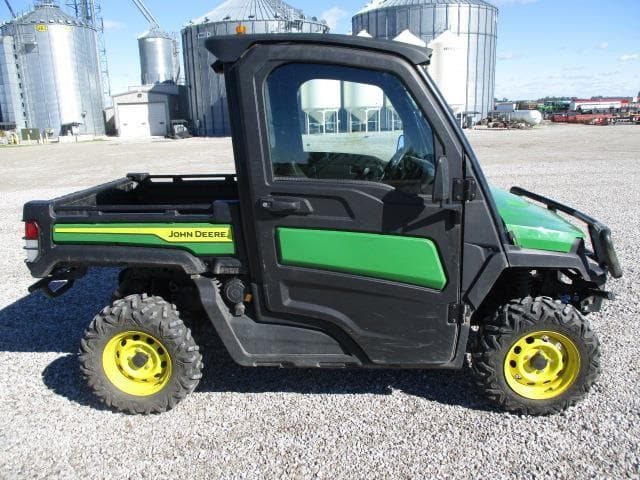 Image of John Deere Gator XUV 835M equipment image 3
